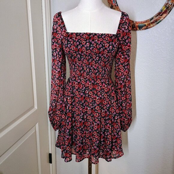 FRANCESCA'S Mi Ami Shimmer Long Sleeve Smocked Dress Black Pink Red sz Small - Picture 1 of 11